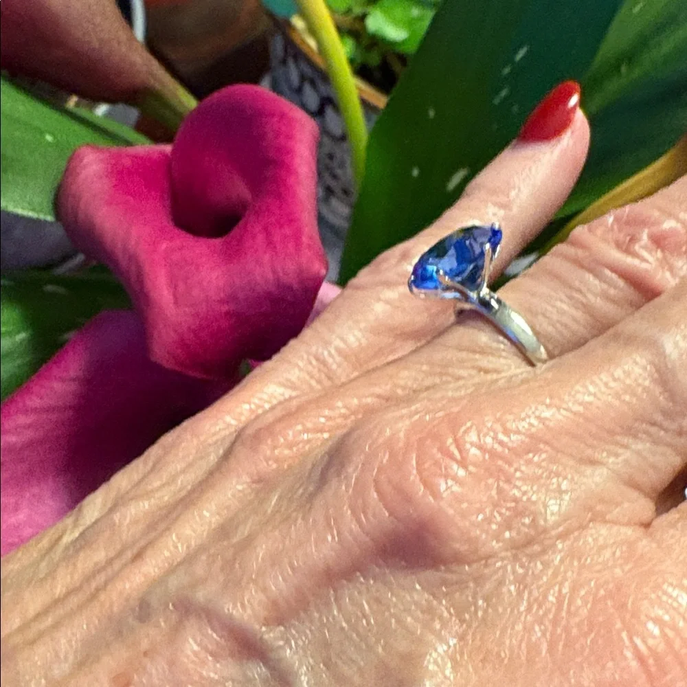 Size 6.25 Elegant Blue Quartz Ring In Sterling Silver
